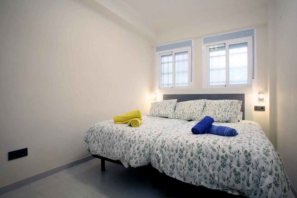 Royal Executive Suite Малага Экстерьер фото