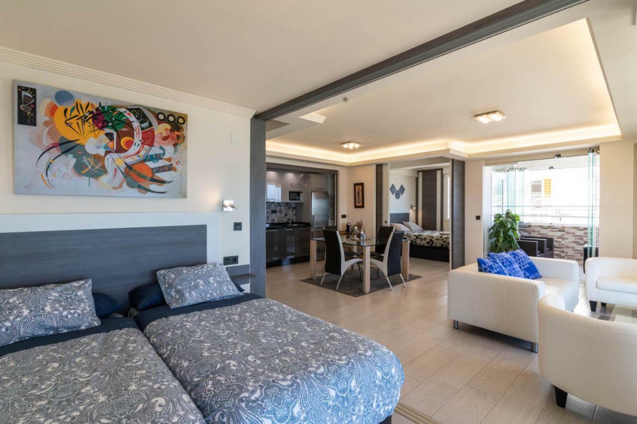 Royal Executive Suite Малага Экстерьер фото